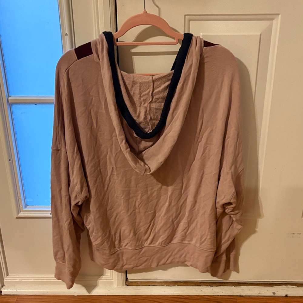 Express V-Neck Sweater in Pink and Burgundy - Picture 2 of 2
